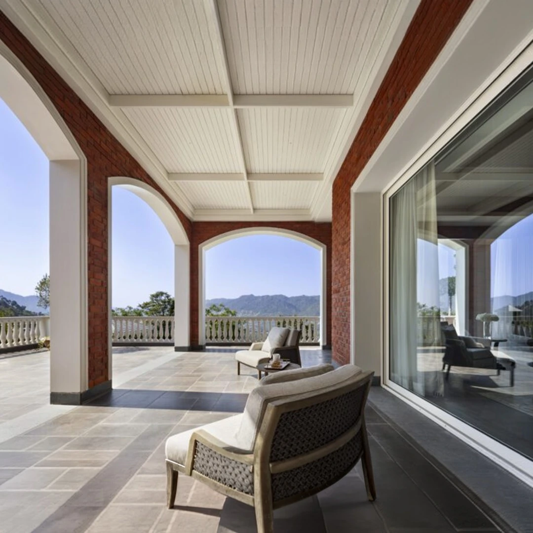 Contemporary Luxury Residence photo 2