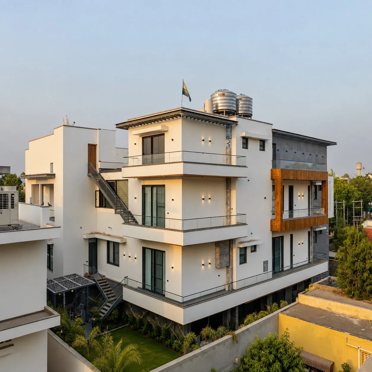 Modern Architectural Residence photo 2